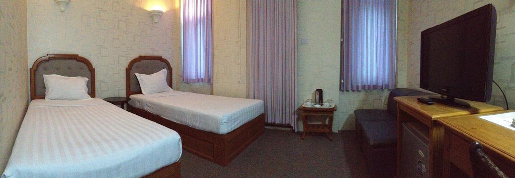 Hotel Glory Янгон Екстер'єр фото