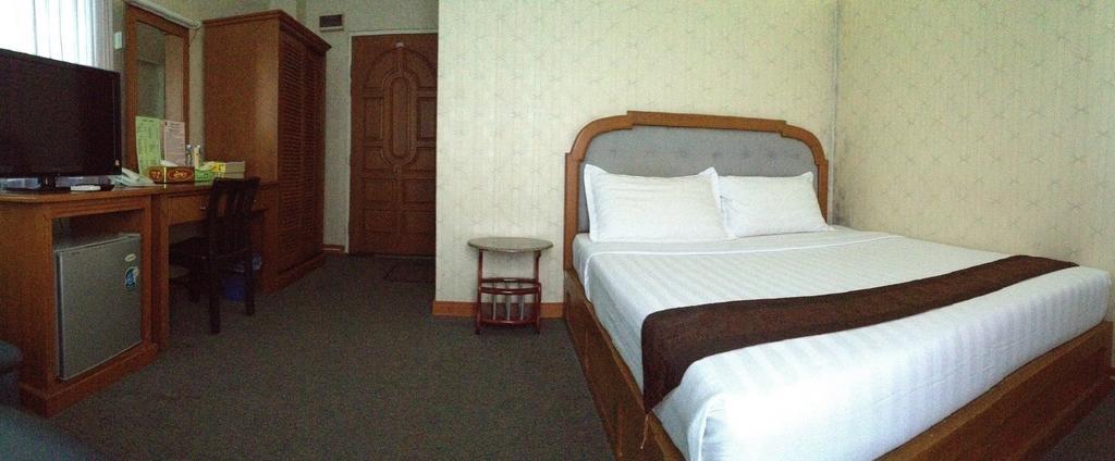 Hotel Glory Янгон Екстер'єр фото