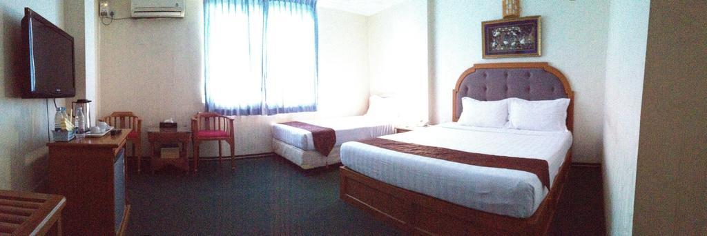 Hotel Glory Янгон Екстер'єр фото