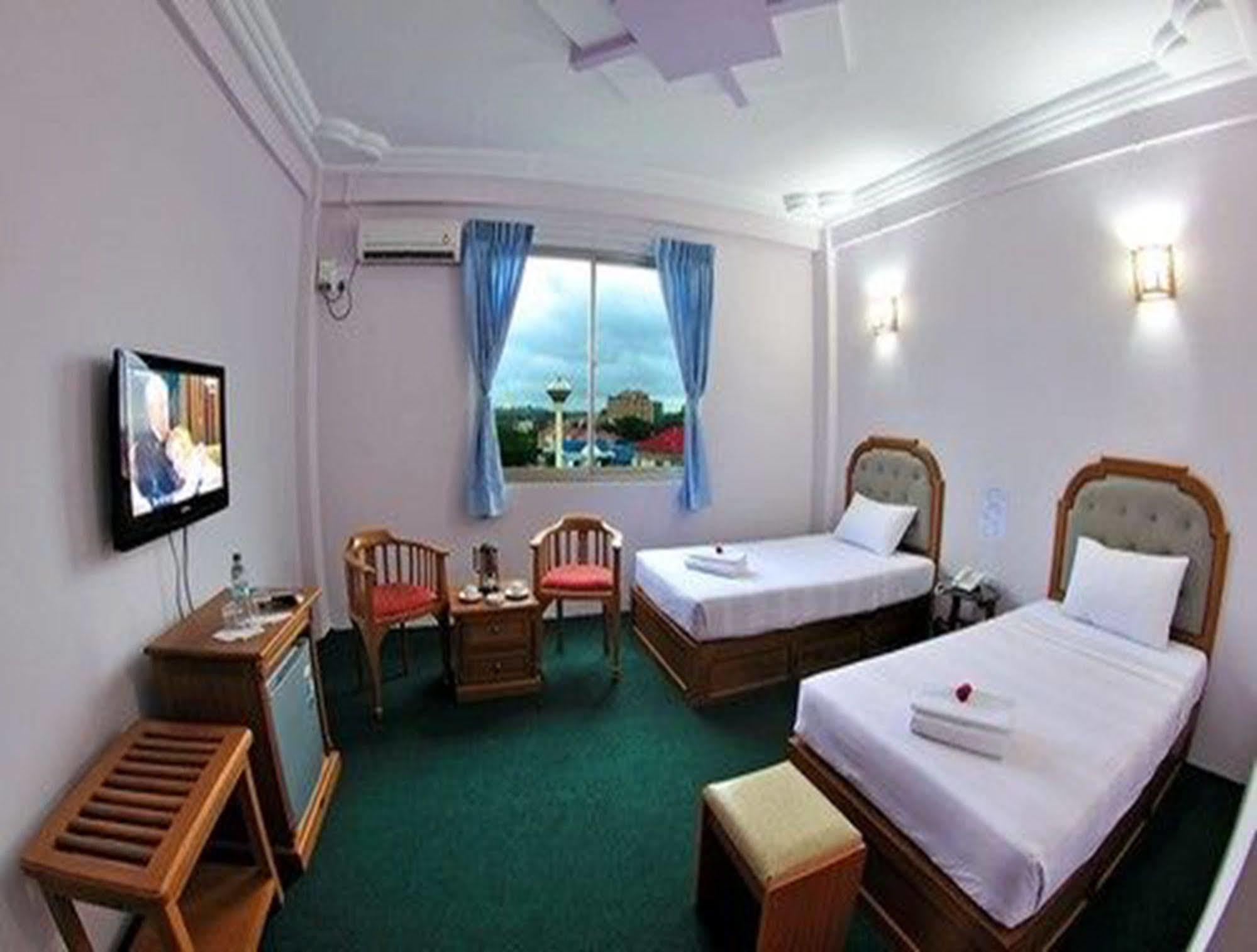 Hotel Glory Янгон Екстер'єр фото
