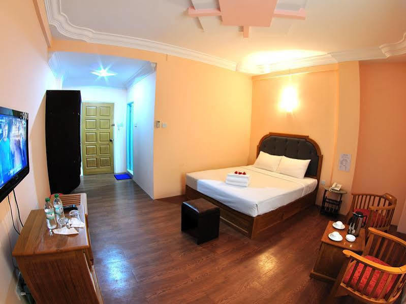 Hotel Glory Янгон Екстер'єр фото